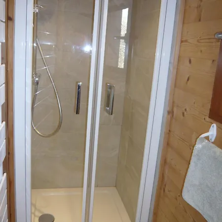 Dans Jardin Et Jacuzzi Saint-Jean-de-Sixt